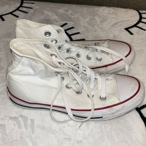 Chuck Taylor converse